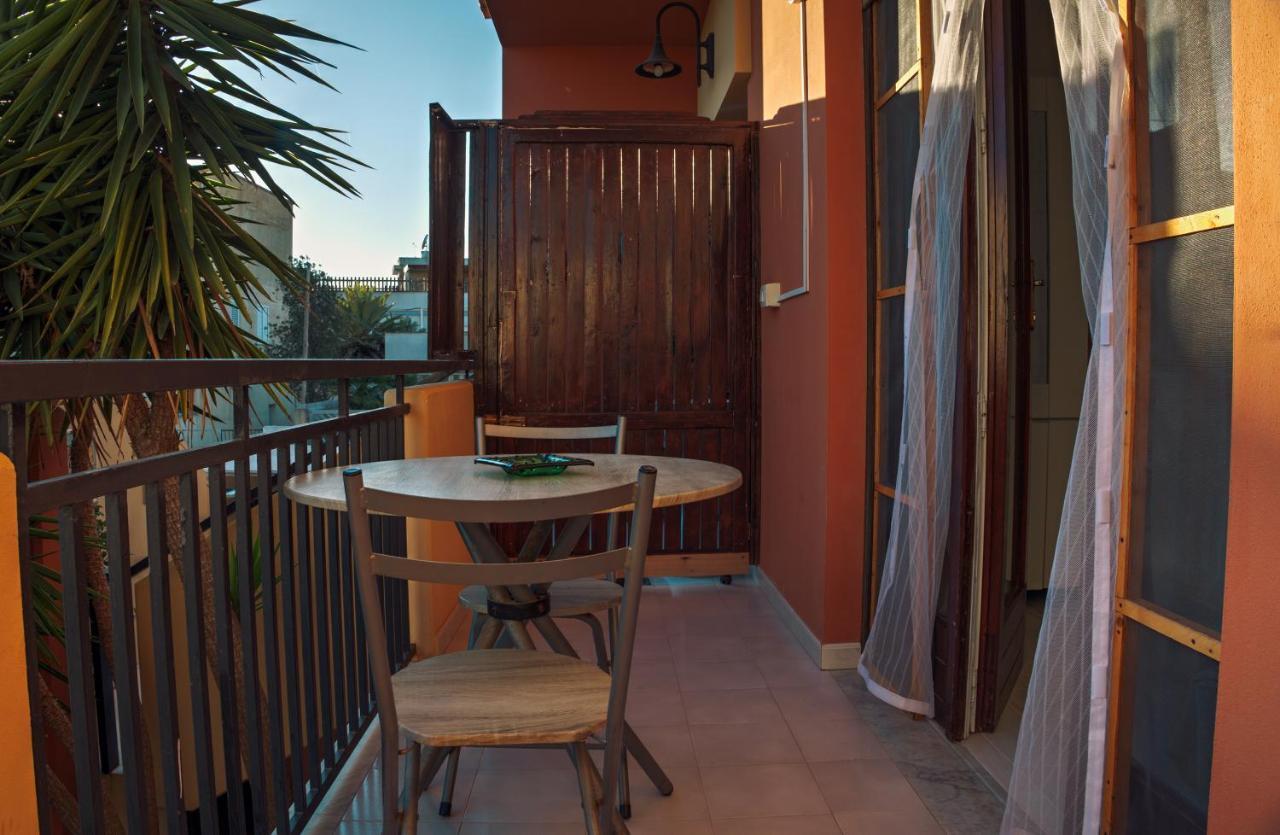 Terra Di Sole Bed & Breakfast มาซารา เดล วัลโล ภายนอก รูปภาพ