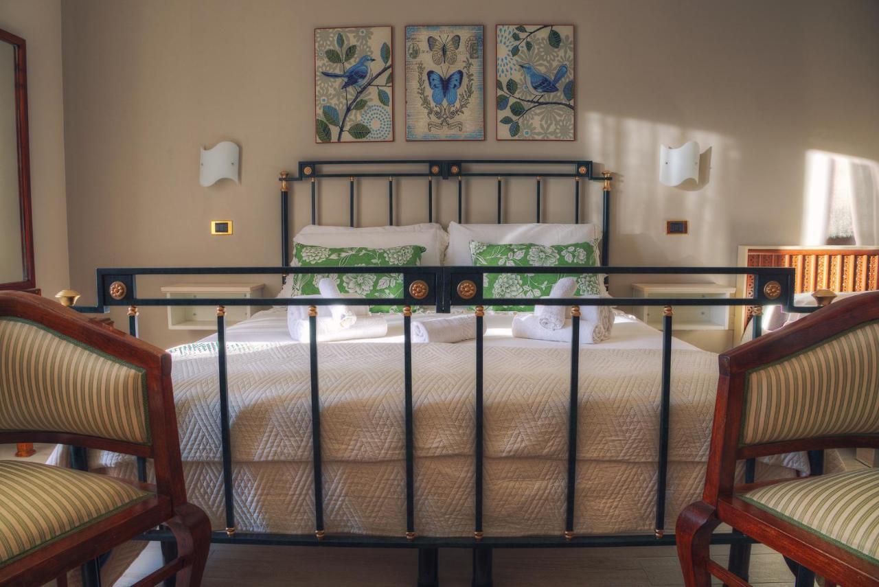 Terra Di Sole Bed & Breakfast มาซารา เดล วัลโล ภายนอก รูปภาพ